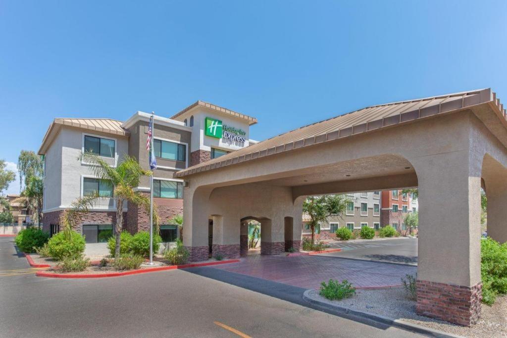 Sleep Inn & Suites Tempe Asu Campus Экстерьер фото